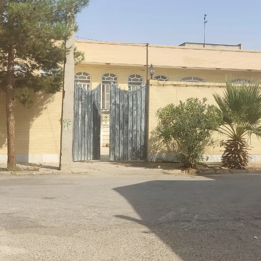 تصویر ۱ - خانه خانه در  تفت