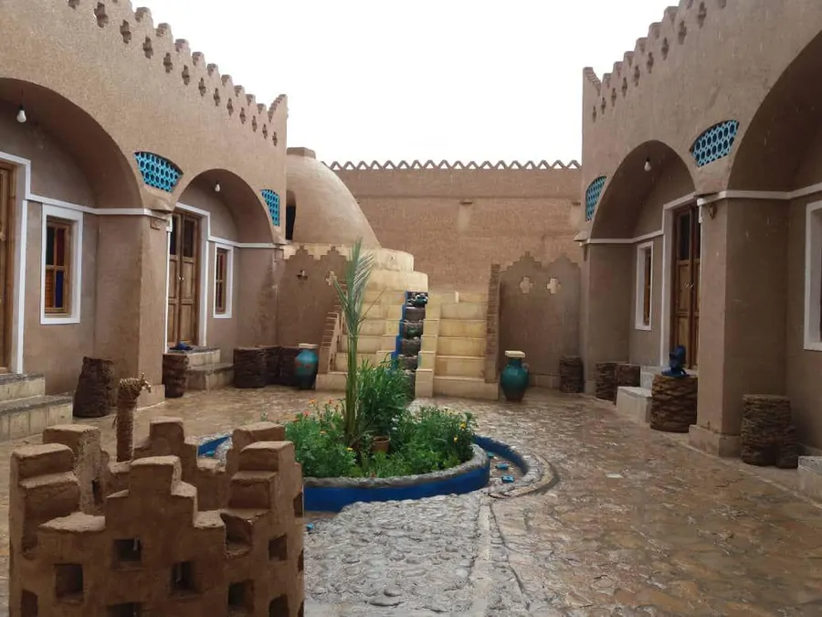 تصویر ۱ - اقامتگاه بوم‌گردی (واحد2) در  خور و بیابانک