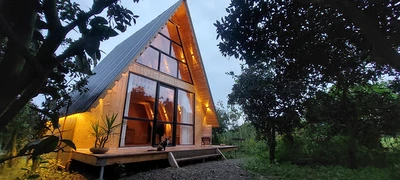 سوئیسی اهورا