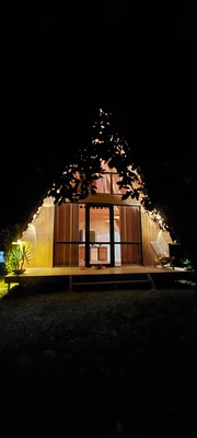 سوئیسی اهورا