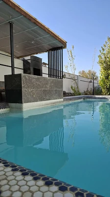 استخردار آبگرم وینکا با بیلیارد