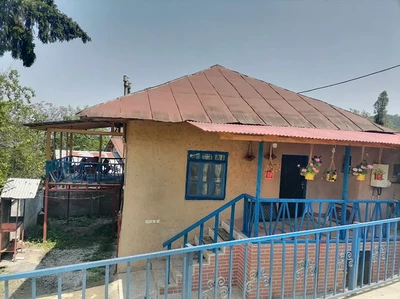  سنتی پدر جان