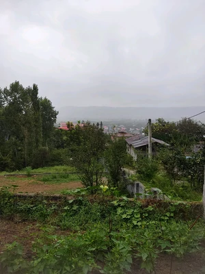 سوئیسی آیدا با جکوزی 