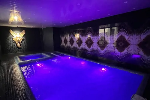 تصویر 12 - ویلا استخردار آبگرم پارادایس با جکوزی و بیلیارد در  چهارباغ