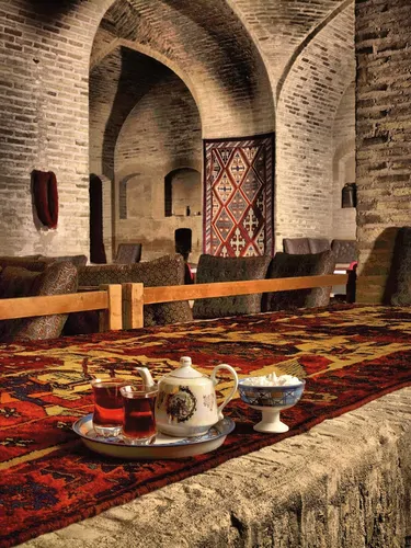 تصویر 7 - هتل سنتی کاروانسرای صفویه سریزد (14) در  مهریز