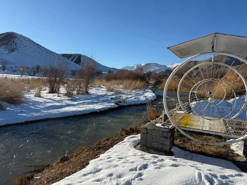 تصویر 17 - کلبه چوبی استخر آبگرم سانسی باران  در  فیروزکوه 