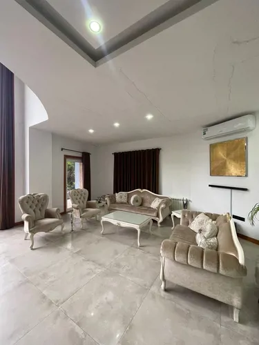 تصویر 4 - ویلا استخردار آبگرم لاکچری عمارت شیشه ای با جکوزی در رویان