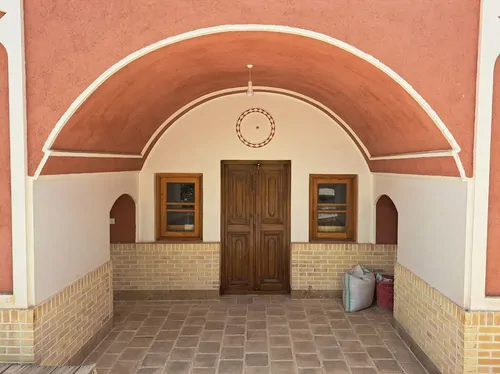 تصویر 3 - هتل سنتی امیریه (اتاق ۳)  در  کاشان