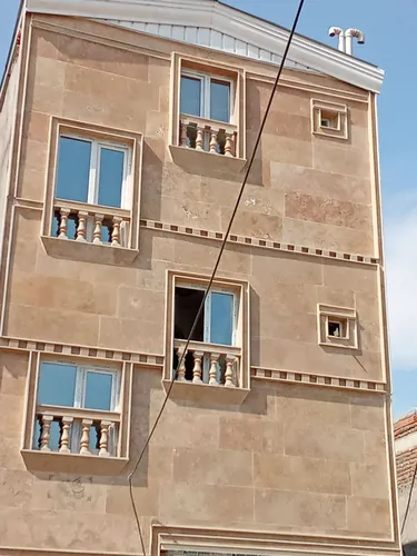 تصویر 2 - آپارتمان لاچری علی عمو در اردبیل