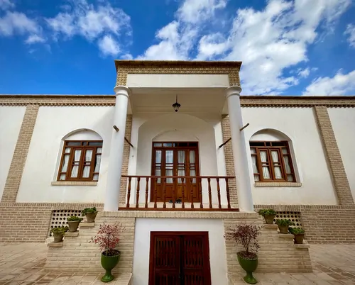 تصویر 2 - خانه ویلایی ارباب در کاشان