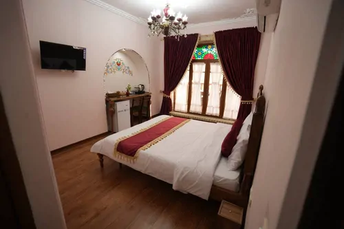 تصویر 2 - هتل سنتی عمارت جیران (اتاق مهرگان) با صبحانه رایگان در  کرمانشاه