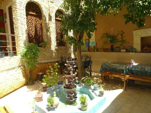 تصویر 3 - اقامتگاه بوم‌گردی راز (چهارنفره واحد3) در شیراز