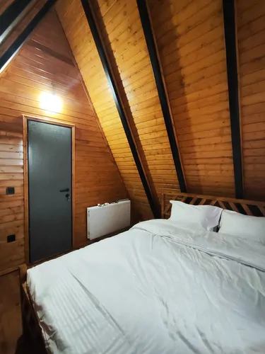 تصویر 8 - کلبه سوییسی سانیا (۲) با جکوزی در  سوادکوه