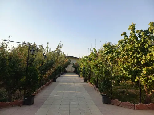 تصویر 3 - ویلا باغ ویلا جنگی دلباز نزدیک امکانات شهری امنیت فول استخر ابگرم ۴۵ درجه رویایی  در شهریار