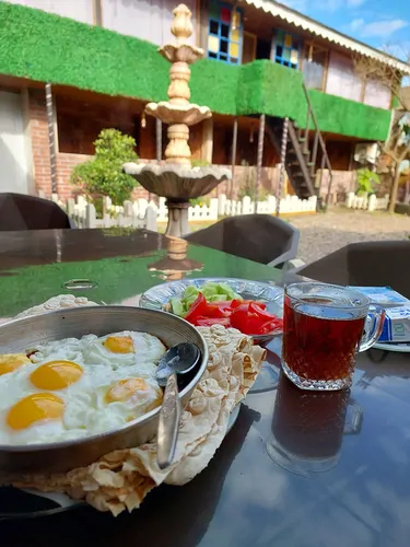 تصویر 9 - اقامتگاه بوم‌گردی سیمرغ (2)  در  انزلی