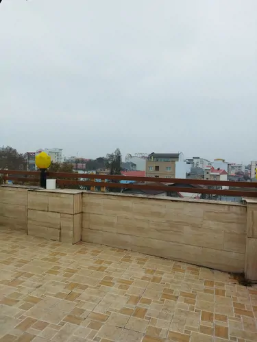 تصویر 5 - آپارتمان واحد ۸۰ متری بام تهرانی بالکن 25 متری در  رشت