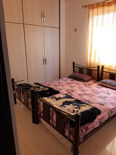 تصویر 2 - آپارتمان حد فاصل بین جنگل و دریا که به هردو آنها کمتر از ده دقیقه فاصله دارد  در رویان