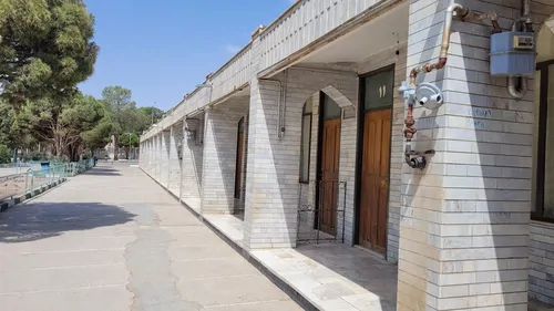 تصویر 2 - مهمانسرا مجتمع اقامتی رفاهی امامزاده سیدمرتضی(ع) در کاشمر