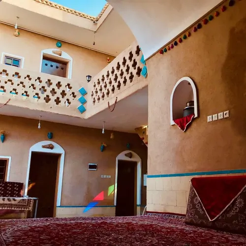 تصویر 9 - اقامتگاه بوم‌گردی راوي كوير مصر (اتاق شاه نشین) در  خور و بیابانک