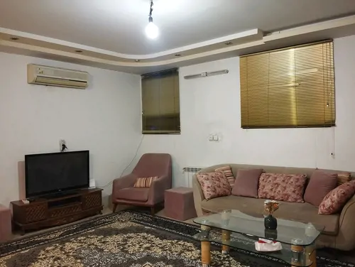 تصویر 2 - خانه مبله فراز (زیرهمکف) در یزد