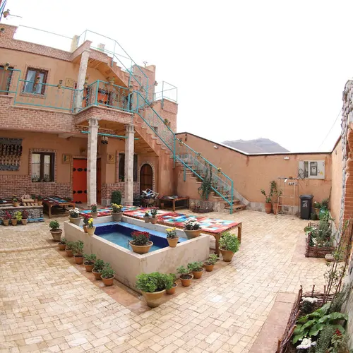 تصویر 10 - اقامتگاه بوم‌گردی گلجان (بنفشه) در  زنجان