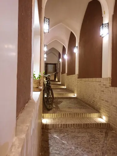 تصویر 19 - هتل سنتی سرای بابا افضل(اتاق301) در  کاشان
