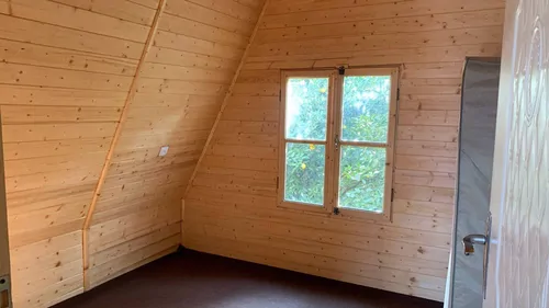 تصویر 5 - کلبه کلبه سوئیسی ماه تی تی در لفور