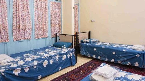 تصویر 4 - اقامتگاه بوم‌گردی خانه دوست (طنین) در کاشان