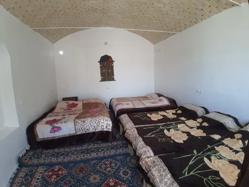 تصویر 5 - اقامتگاه بوم‌گردی (اتاق گروهی تخت دار کویر)  در  آران و بیدگل