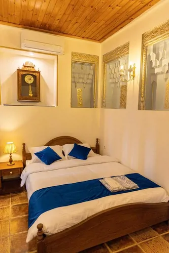 تصویر 3 - اقامتگاه بوم‌گردی حاج رئیس (اتاق خدر عزیززاده) با صبحانه رایگان  در بوشهر