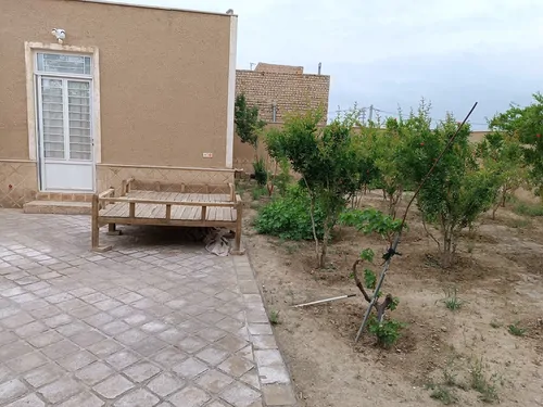 تصویر 4 - ویلا باغچه با نماکاری سنتی در کاشان