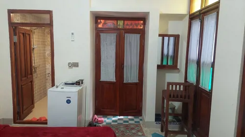 تصویر 4 - هتل سنتی اقامتگاه سنتی ملک تاج(واحد سه دری) در  شیراز
