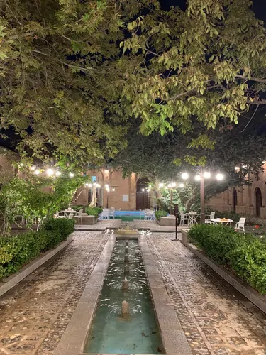 تصویر 2 - هتل سنتی قهرمانی (واحد 1) در قزوین