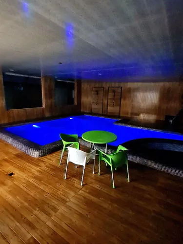 تصویر 10 - ویلا استخردار آبگرم باغبرد با فوتبال دستی در  اصفهان