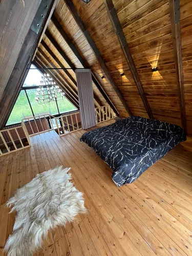 تصویر 12 - کلبه سوئیسی هاوراز با جکوزی در  چالوس