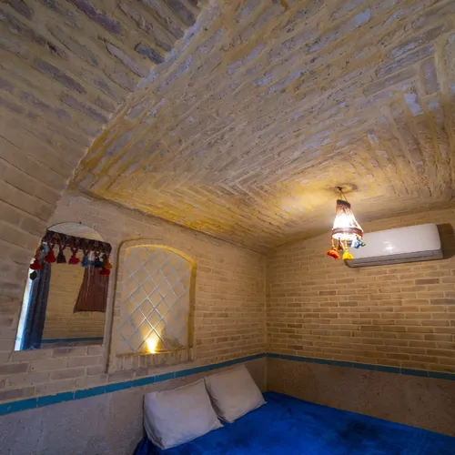 تصویر 1 - اقامتگاه بوم‌گردی عمارت هفت رنگ (شازده قاسم) در  شیراز
