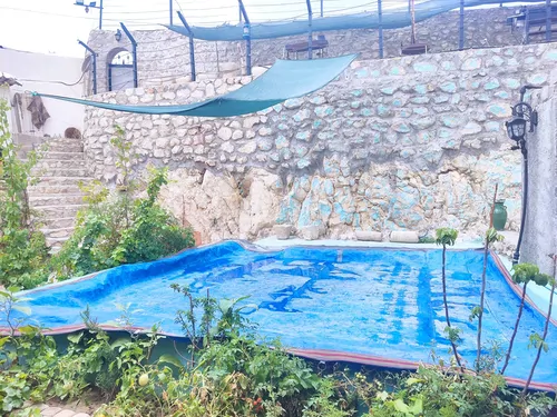 تصویر 3 - اقامتگاه بوم‌گردی با وان آبگرم و استخر آبسرد رادین در  شیراز