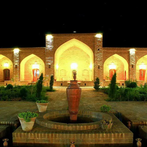 تصویر 5 - اقامتگاه بوم‌گردی کاروانسرای ده نمک (اتاق ۱۸) در  گرمسار