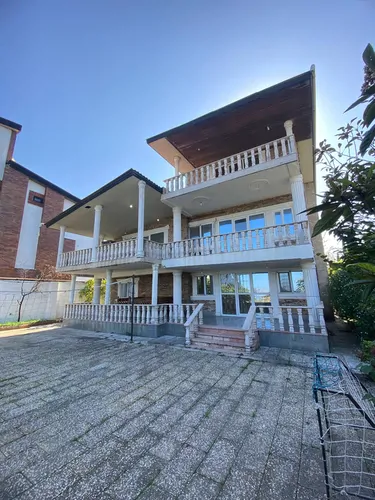 ساحلی باران (2) با بیلیارد