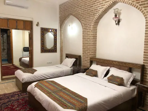 تصویر ۱ - هتل سنتی نبوی (عزیز) در  قزوین