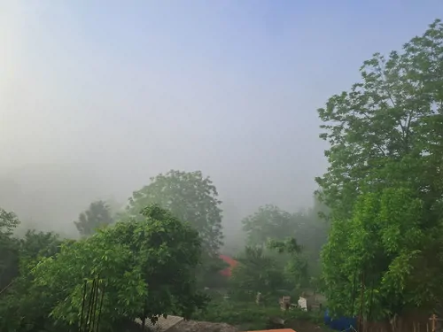 تصویر 2 - ویلا خانه اجاره نزدیک دریاچه عروس با ویوی کوه وجنگل در رودبار