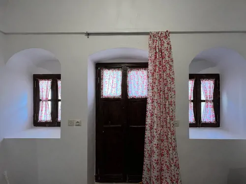 تصویر 6 - اقامتگاه بوم‌گردی بابابزرگ (ایوان) در  میمه