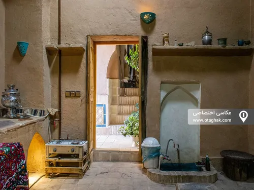 تصویر 12 - اقامتگاه بوم‌گردی  عمارت بانو(اتاق ترمه با سرویس اختصاصی) در  یزد