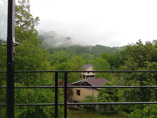 تصویر 13 - کلبه سوئیسی افرا در  لاهیجان