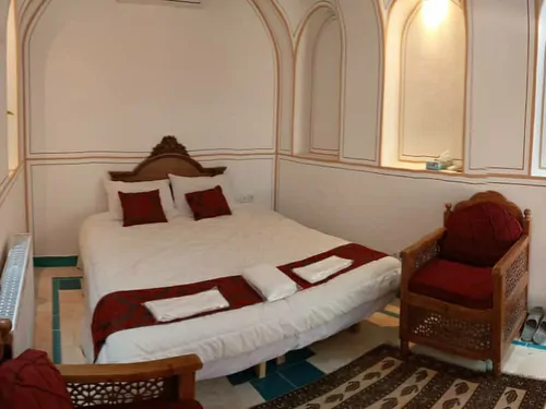 تصویر 4 - هتل سنتی یاس (۲تخته همیشه بهار) در  اصفهان