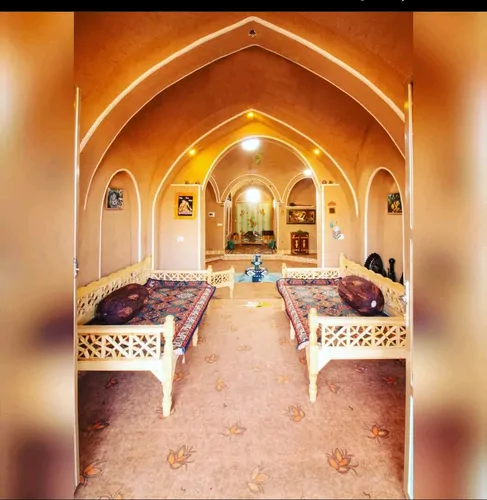 تصویر 2 - اقامتگاه بومگردی اقامتگاه مهر و ماه در کویر ابوزیدآباد اتاق ۱ در ابوزیدآباد