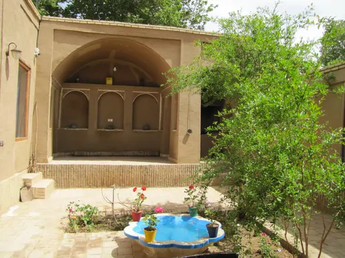 تصویر 4 - اقامتگاه بوم‌گردی  مهریزان  در  مهریز