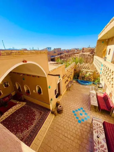 تصویر 5 - اقامتگاه بوم‌گردی راوي كوير مصر (اتاق شاه نشین) در  خور و بیابانک
