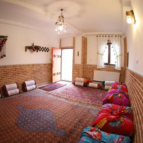 تصویر 4 - اقامتگاه بوم‌گردی گلجان (سوسن چلچراغ) در  زنجان