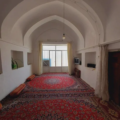 تصویر 7 - سوییت  شمس العماره (اتاق سی طاقچه) در  اردستان